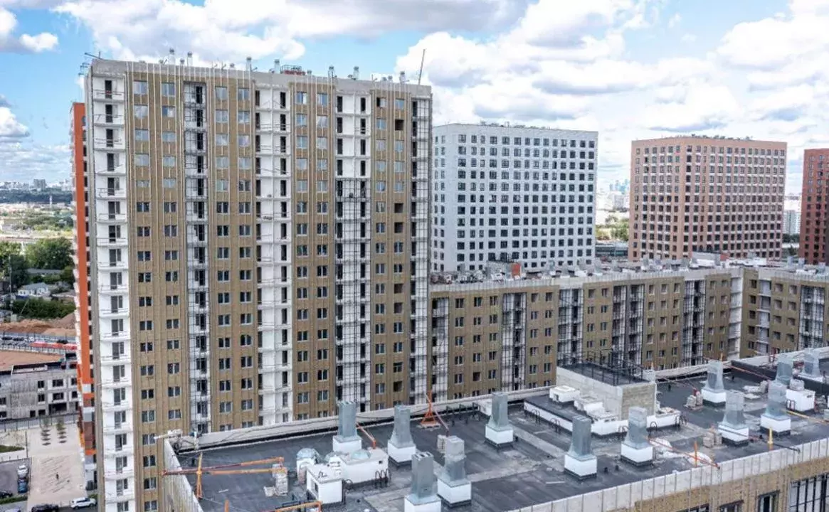 Продам квартиру в Москве по адресу , к26, площадь 2099 квм Недвижимость Москва (Россия)  Сдаются они с высотой потолков 2,66 метра и чистовой отделкой на выбор: Классика, Восток или Хай-тек