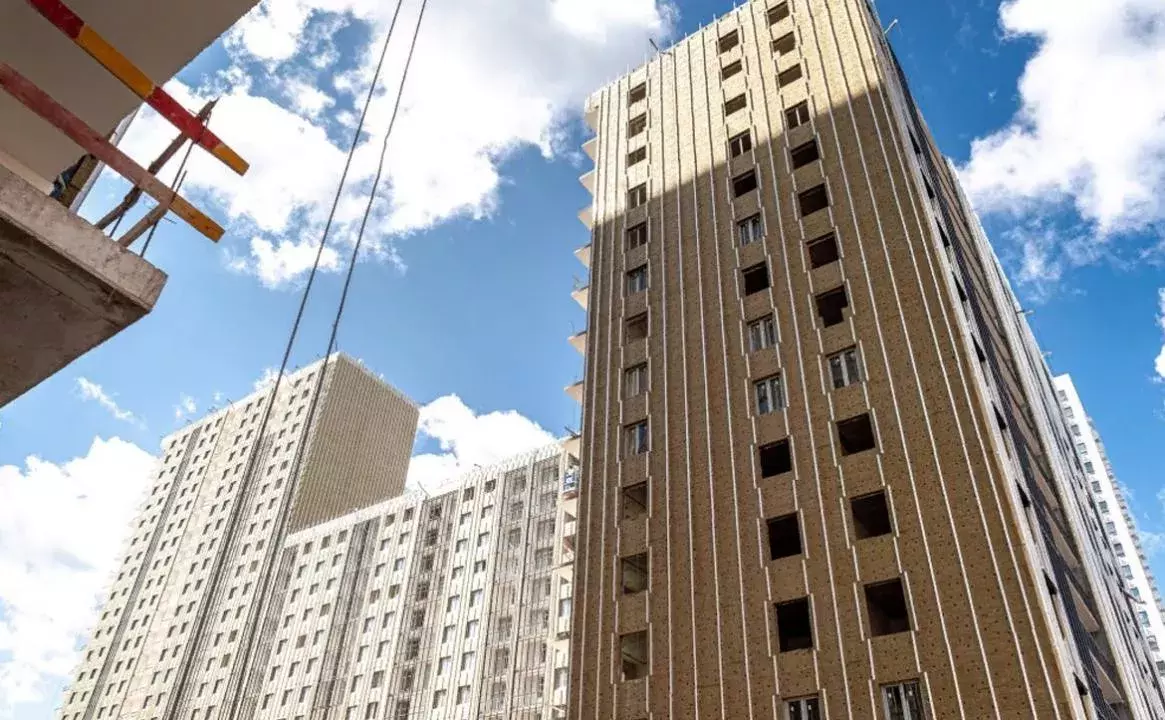 Продам квартиру в Москве по адресу , к26, площадь 2183 квм Недвижимость Москва (Россия)  5 корпусов высотой от 16 до 25 этажей