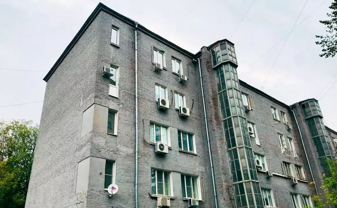 Продам квартиру в Москве по адресу улица Стромынка, 19к2, площадь 159 квм Недвижимость Москва (Россия) Доходные апартаменты с ремонтом