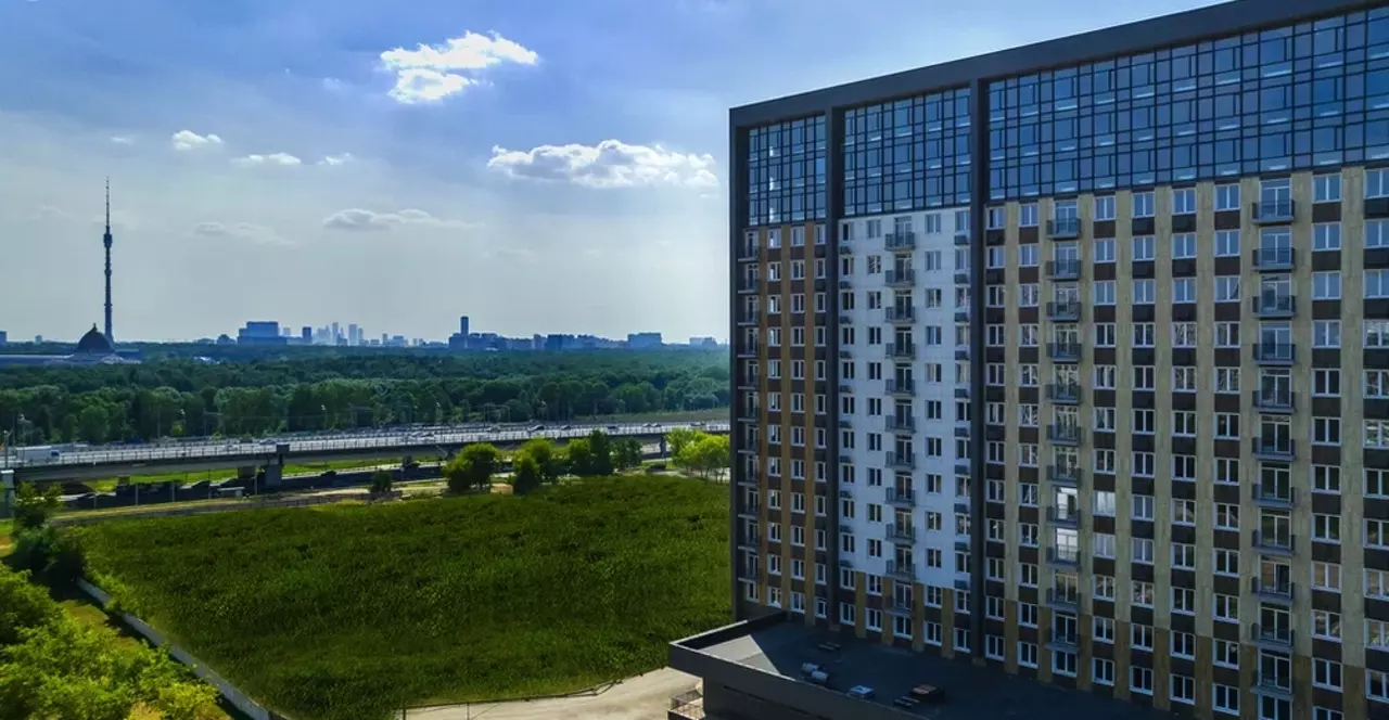 Продам квартиру в Москве по адресу Берёзовая аллея, 19к2, площадь 321 квм Недвижимость Москва (Россия)  Проект включает в себя пять 18-ти этажных жилых домов