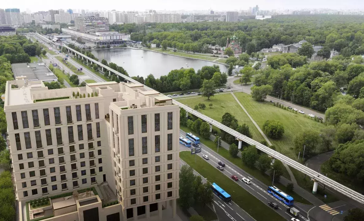 Продам квартиру в Москве по адресу улица Академика Королёва, вл13, площадь 714 квм Недвижимость Москва (Россия)  Возможна покупка в ипотеку по субсидированной ставке от 7,9 %