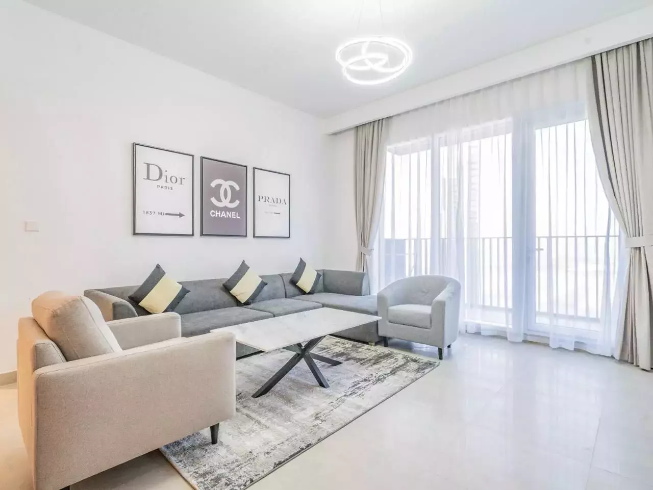 Mieszkanie 2 pokoi 73 m² Dubaj, Emiraty Arabskie