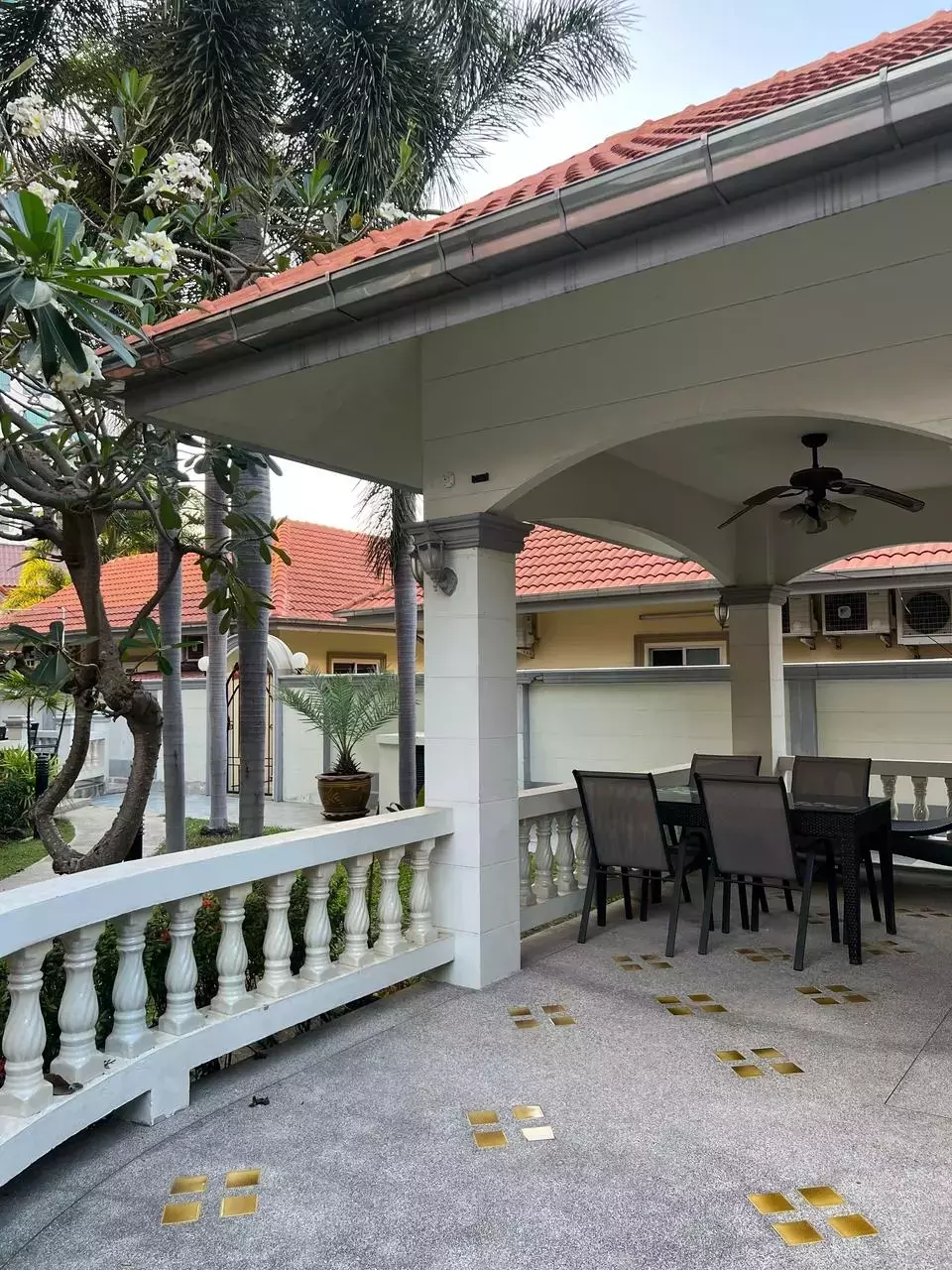 Willa 3 pokoi 141 m² w Pattaya City, Tajlandia