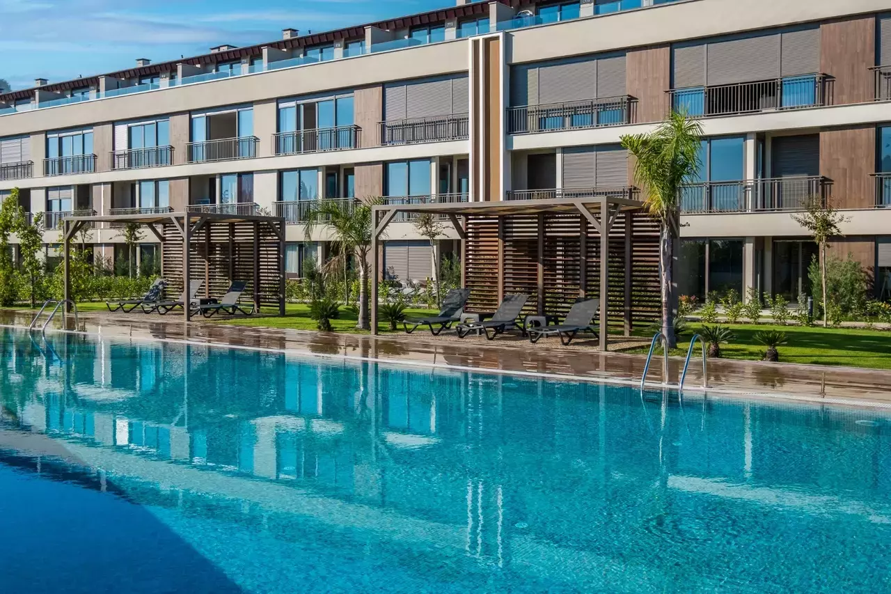 2 bedroom apartment 73 m² Muratpasa, Turkey